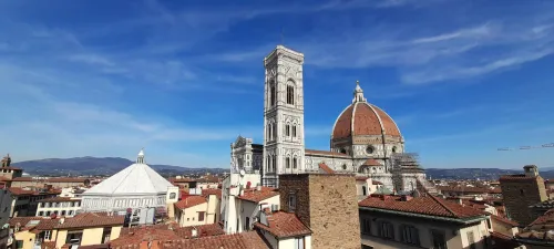 Florence Unveiled---silvia-bragagni-guida-turistica-firenze---…Desidererei che tu potessi vedere Firenze, i suoi dintorni, la sua posizione: diresti che qui si deve vivere e morire…
<br><b>1770 - Leopold Mozart </b>