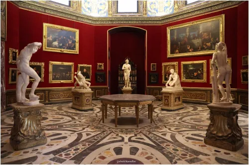 Visita guidata alla Galleria degli Uffizi – Un viaggio lungo la cronologia della storia dell’arte