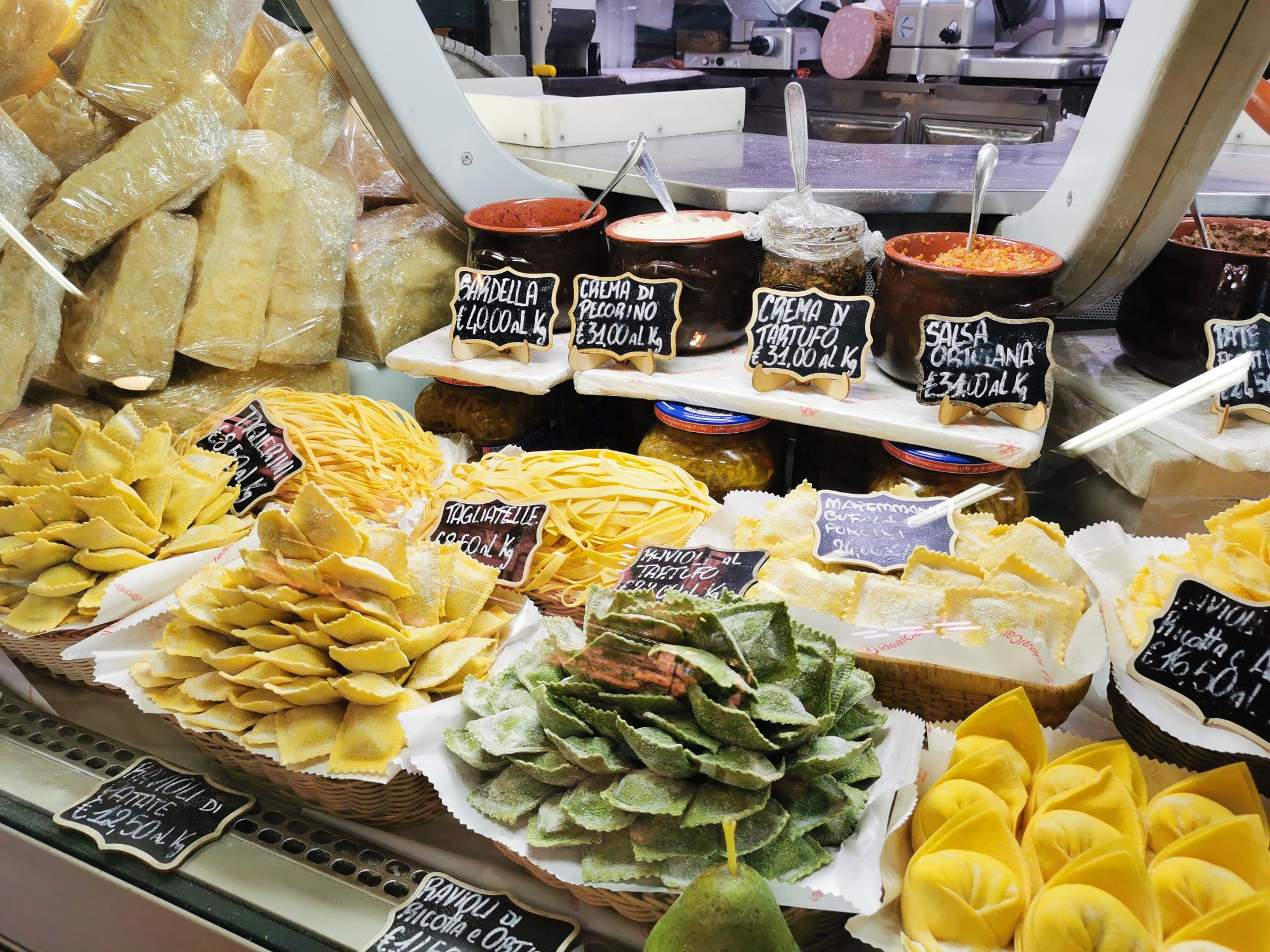 Florence Food Tour. A Tasting journey of Gastronomical Gems