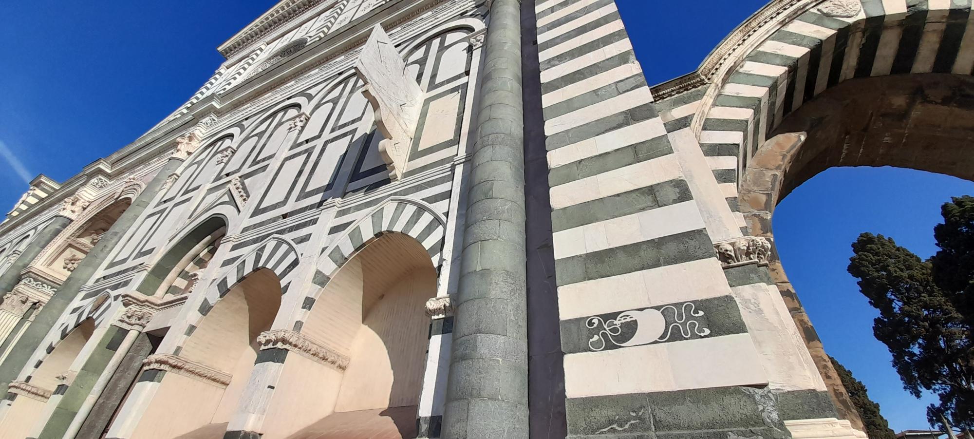 Guided Tour of Santa Maria Novella Basilica and its neighborhood