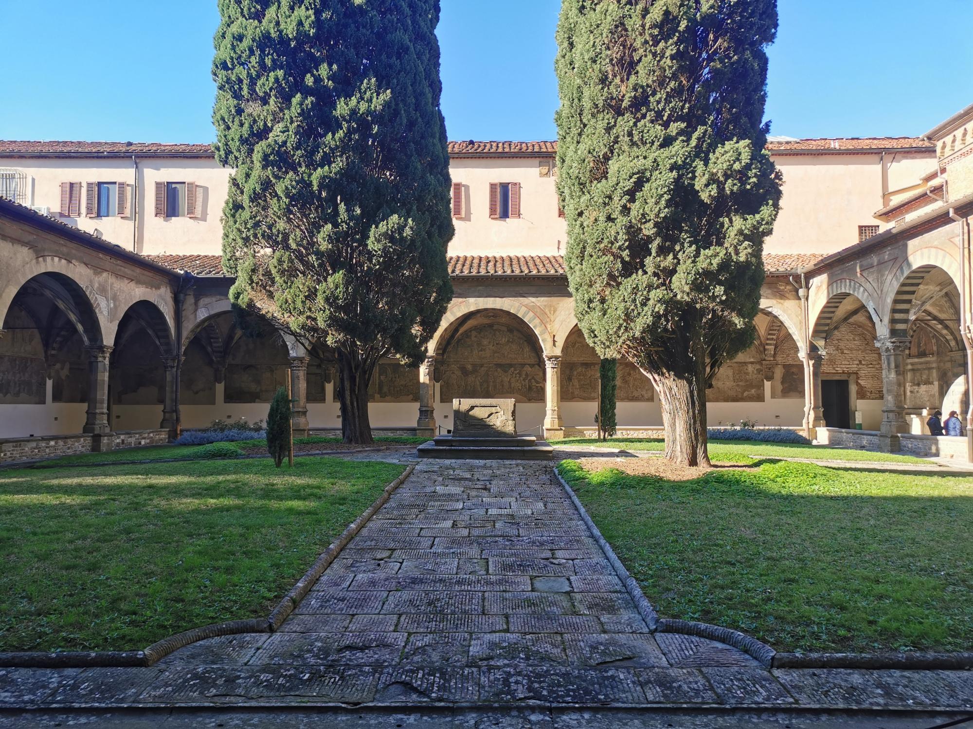Guided Tour of Santa Maria Novella Basilica and its neighborhood