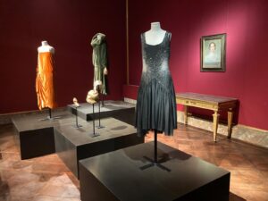 14 - Flapper - charleston dress