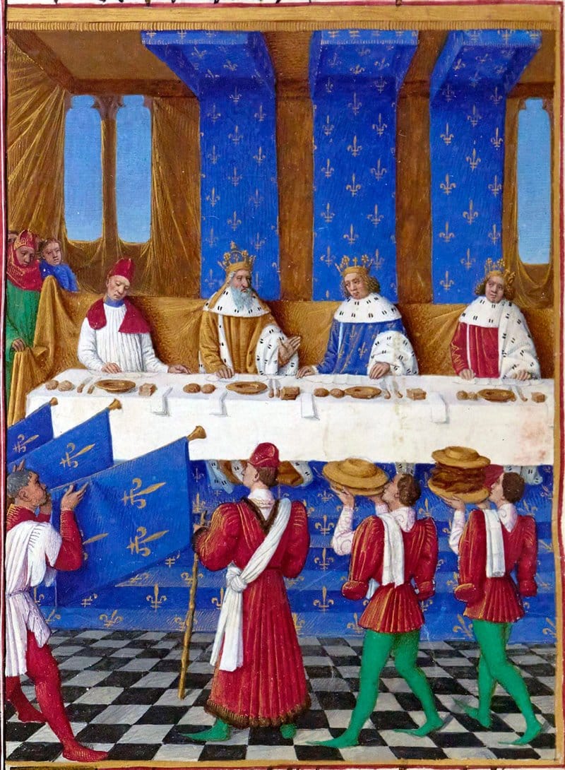 Medieval table arrangement