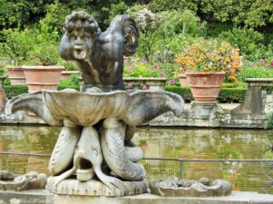 boboli - dettaglio - fontana - arpie