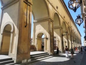 Vasari Corridor outside - Guided Tour