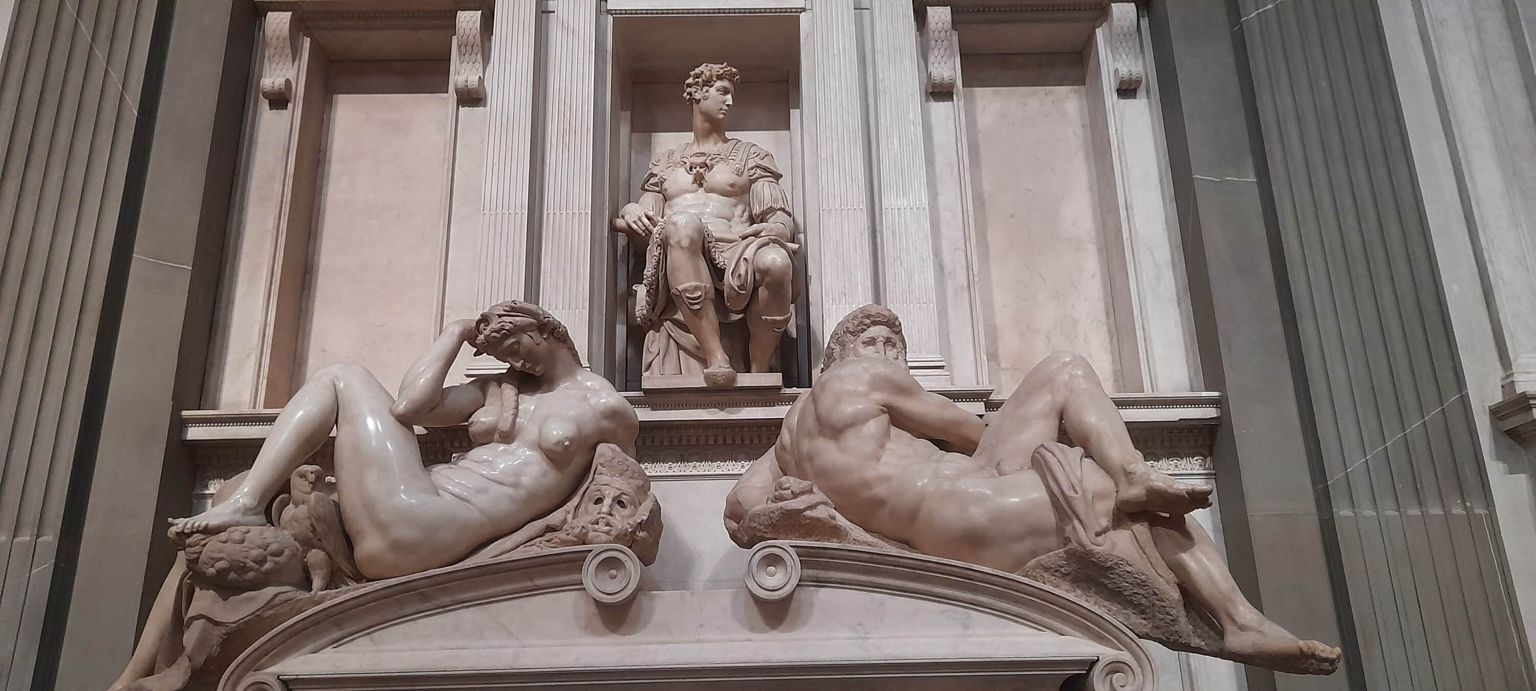 sagrestia-nuova-michelangelo-notte-giorno