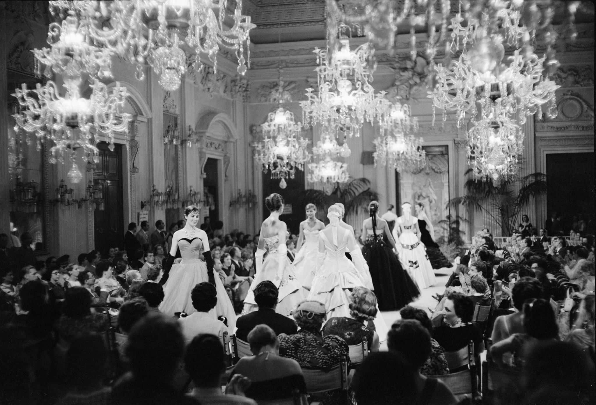 1952 Fashion show in Sala Bianca - Pitti Palace